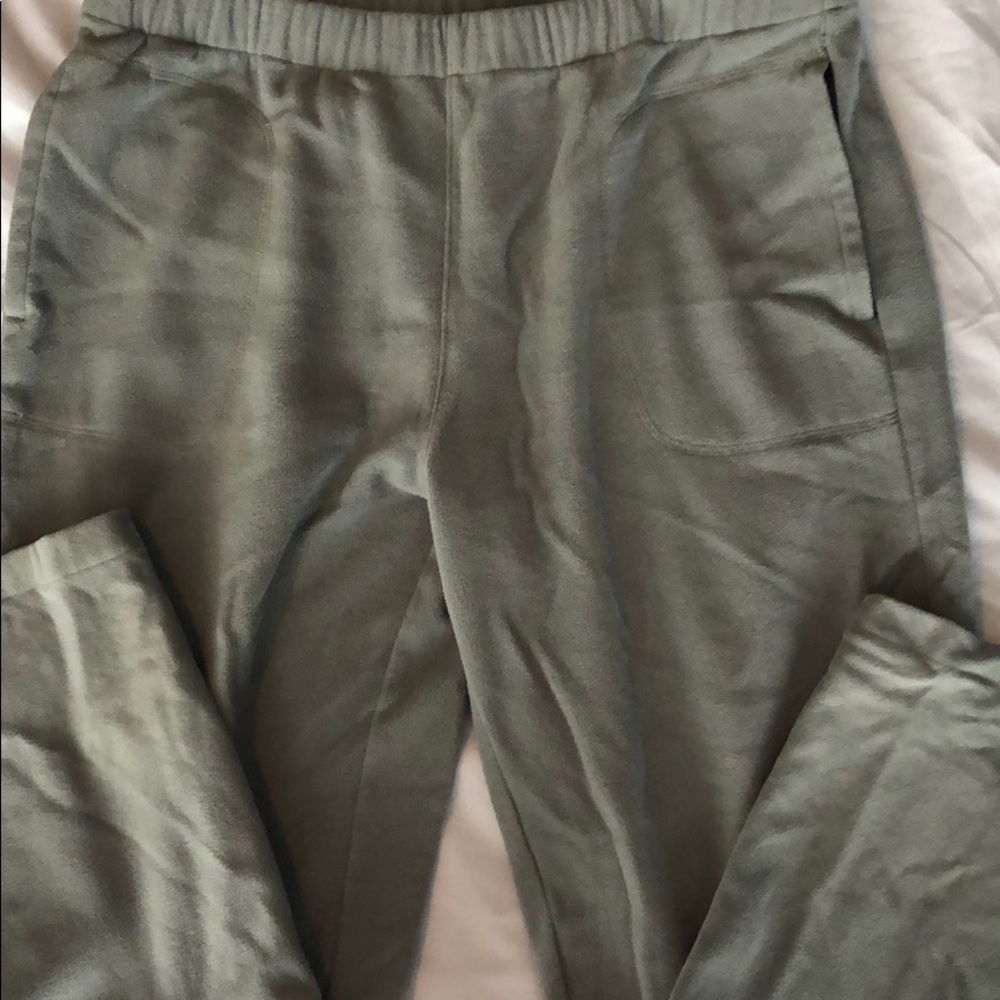 Men's Columbia fleece sweatpants. Size XL